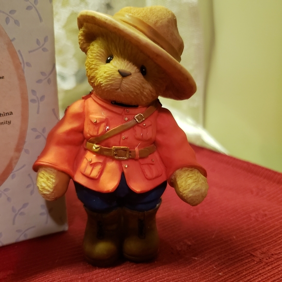 Vtg 00 Cherished Teddies Constable Police  Ranger MacKenzie Rare! - Picture 8 of 10